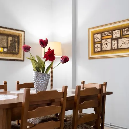 House 8 * Ermoupoli