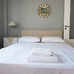 House 8 Apartman *