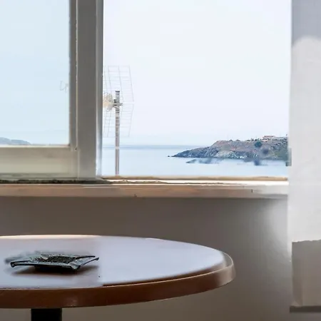 House 8 Apartment Ermoupoli