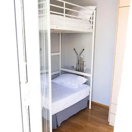 Apartamento House 8 *