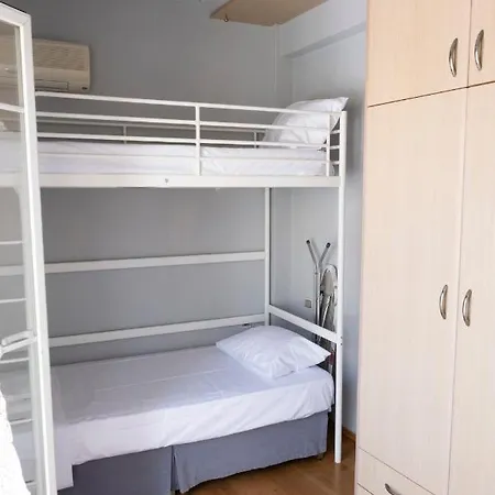 House 8